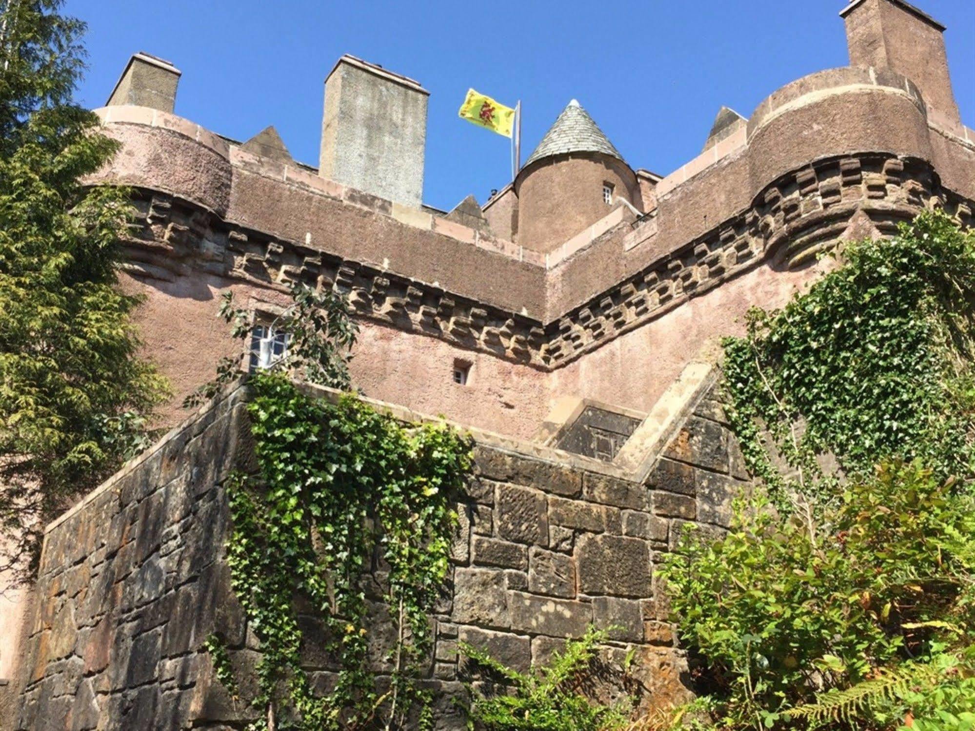 Castle Levan Гурок Екстериор снимка