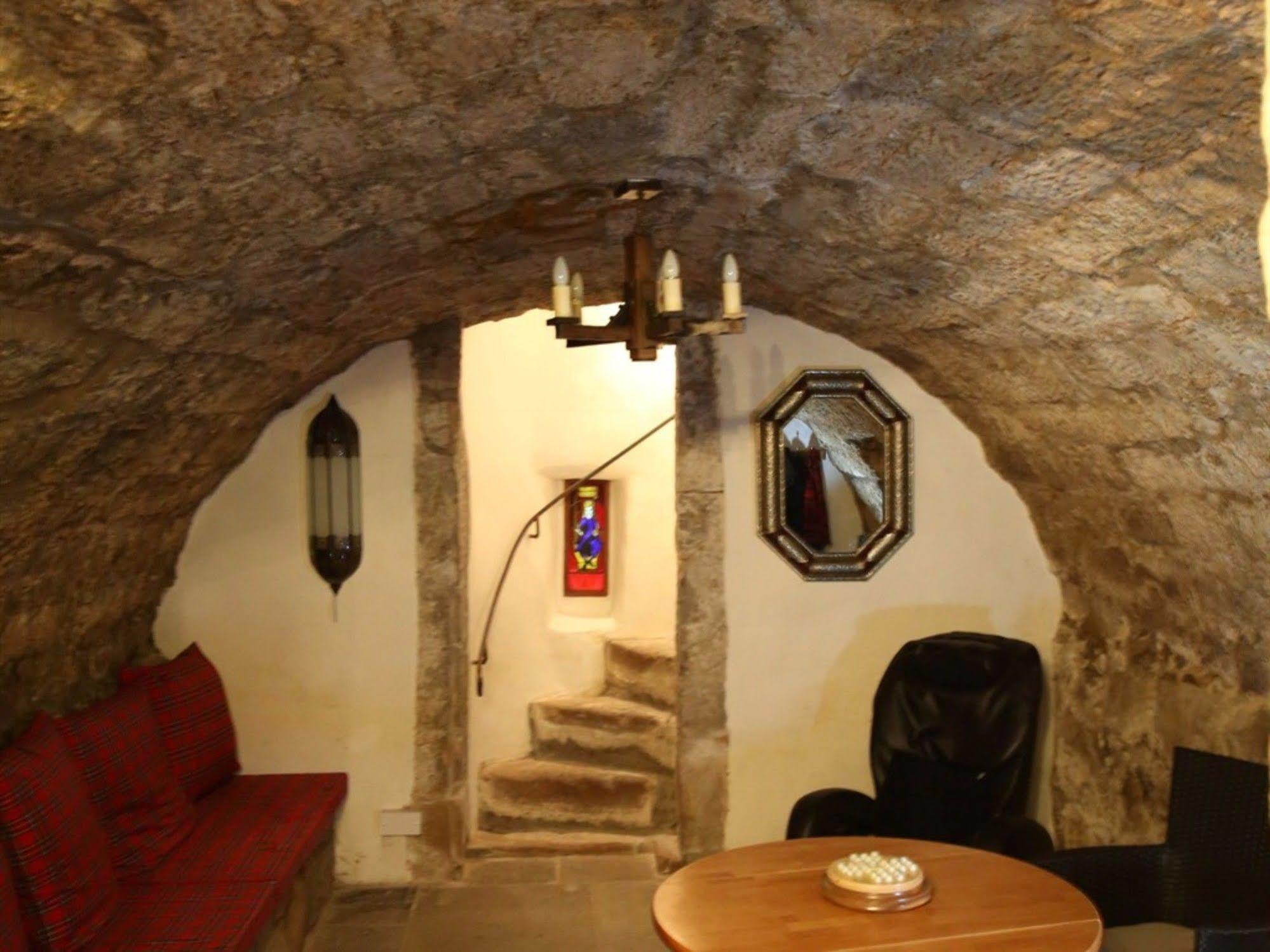 Castle Levan Гурок Екстериор снимка