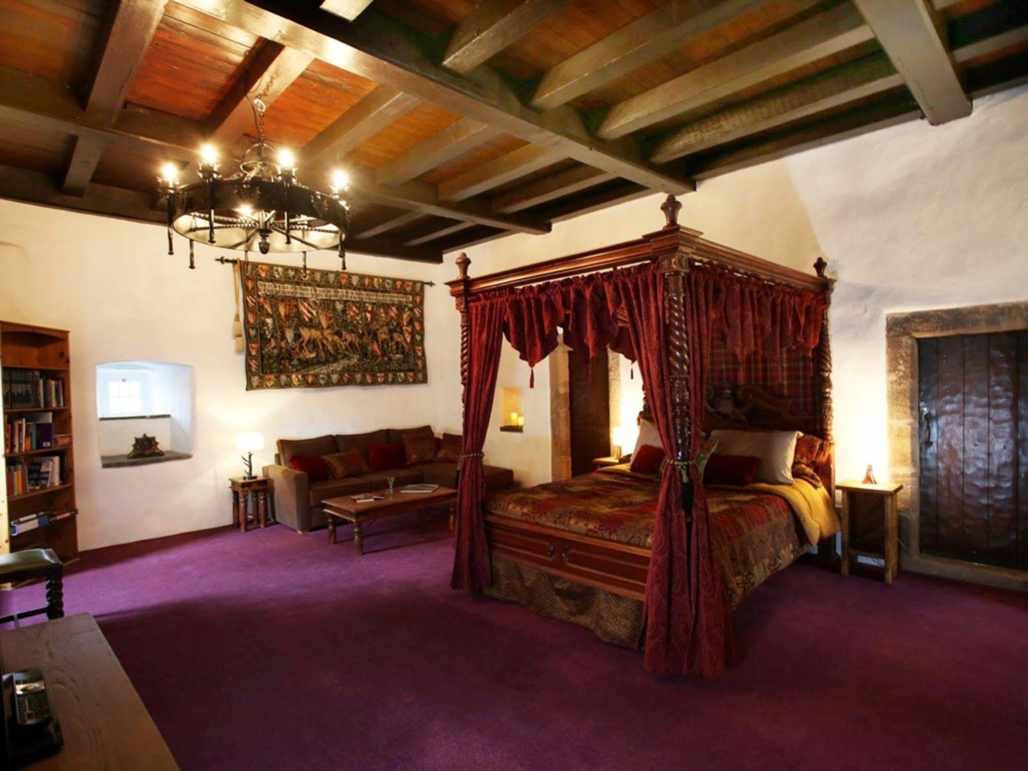 Castle Levan Гурок Екстериор снимка